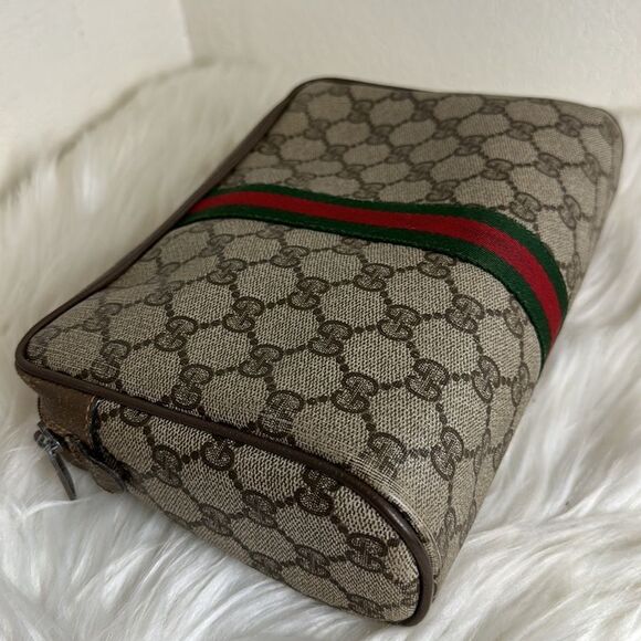 💯Authentic Gucci Clutch Bag🍀 - Picture 13 of 16